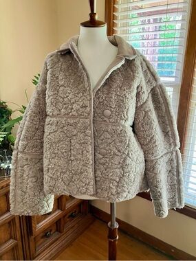 H&M Mauve Faux Shearling Oversized Coat Small